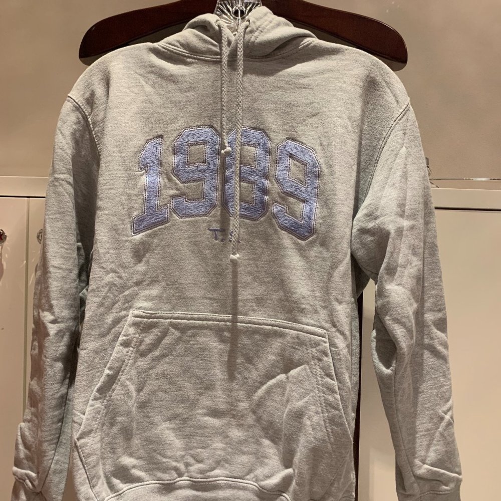 Taylor Swift 1989 Hoodie (S)